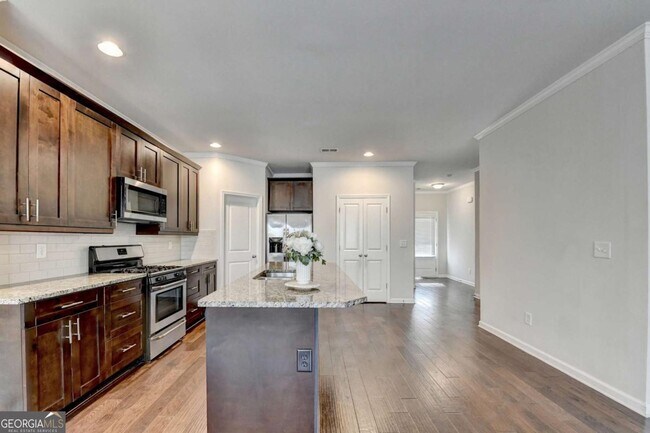 Building Photo - 5535 Lightheart Ct