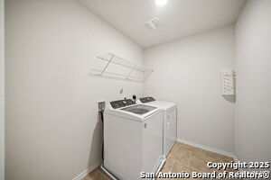 Building Photo - 7327 Tradinghouse Ln
