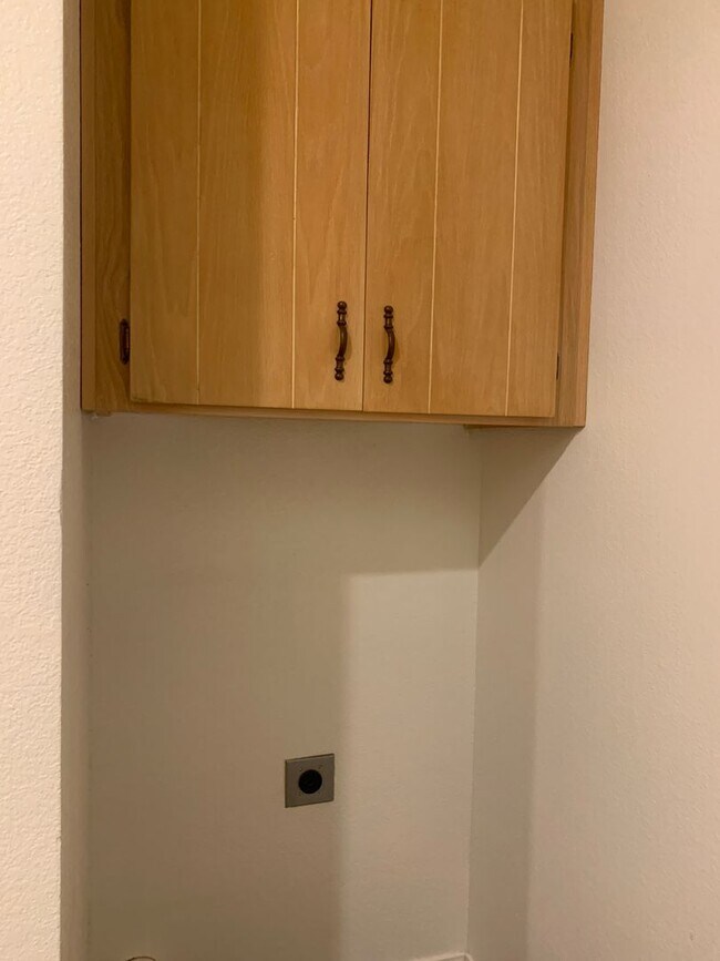 Building Photo - 2305 Newman Clovis NM