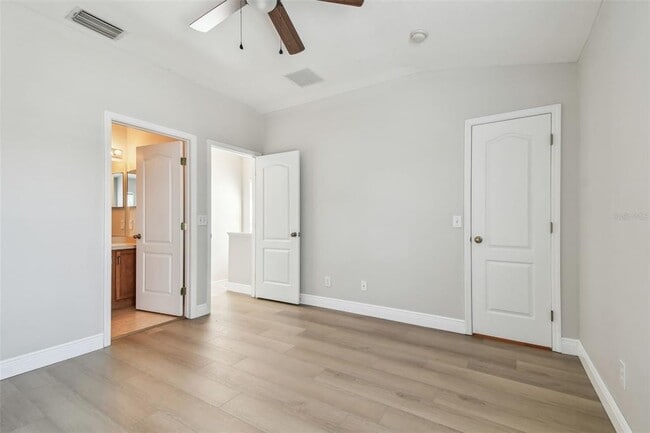 Building Photo - 16227 Swan View Cir