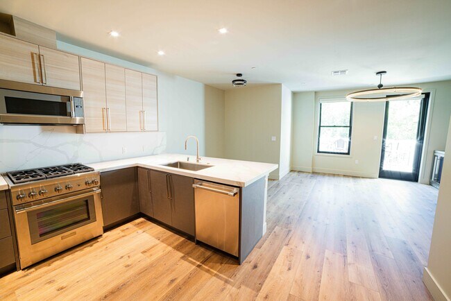 Building Photo - Rhine House Lofts