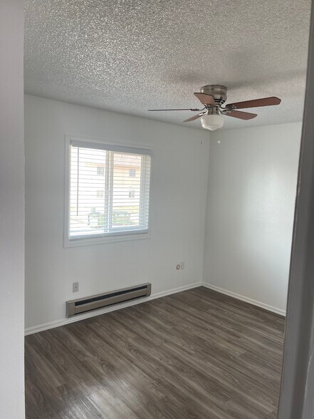 Building Photo - 5400 Imperial Ct
