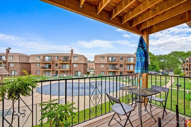 Building Photo - 1452 Carol Ct