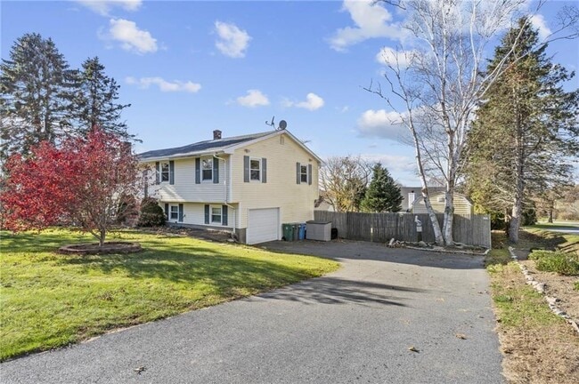 Building Photo - 16 Pocahontas Dr
