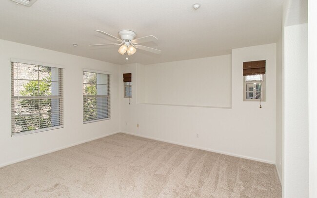 Building Photo - 2110 Silverado St