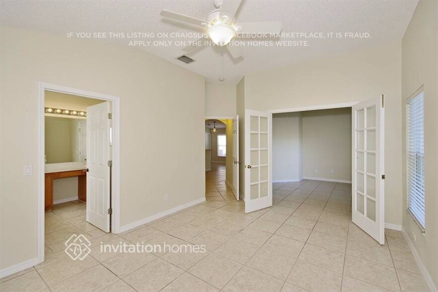 Building Photo - 910 Shaw Cir