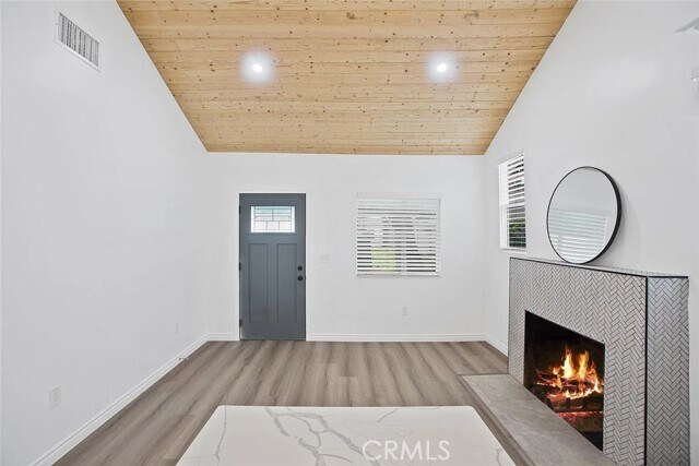 Building Photo - 1738 N Sierra Bonita Ave