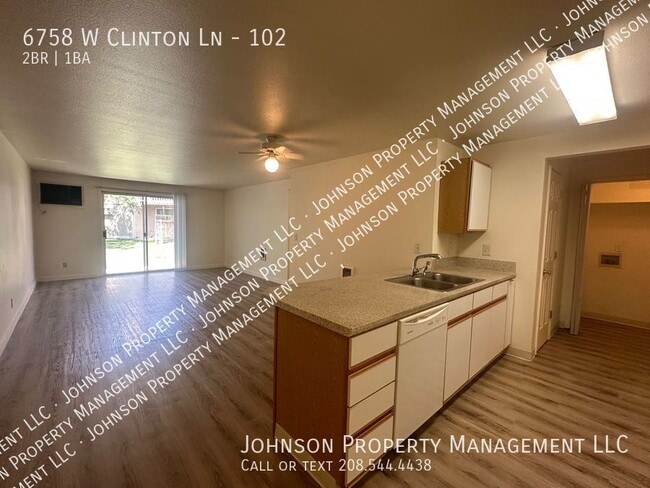 Building Photo - 6758 W Clinton Ln