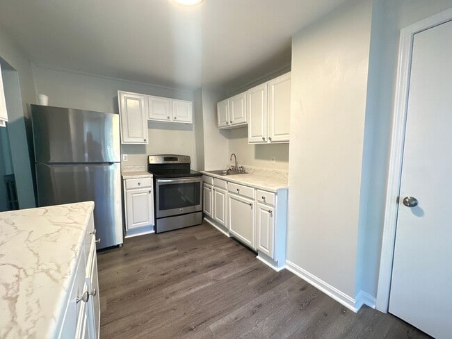 Building Photo - 2 Bedroom Unit Close to Downtown