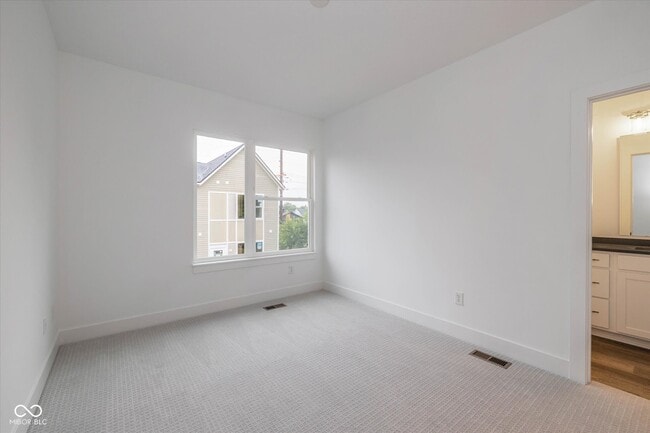 Building Photo - 2145 Coretta Wy