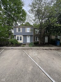 Building Photo - 9445 Timber View Dr