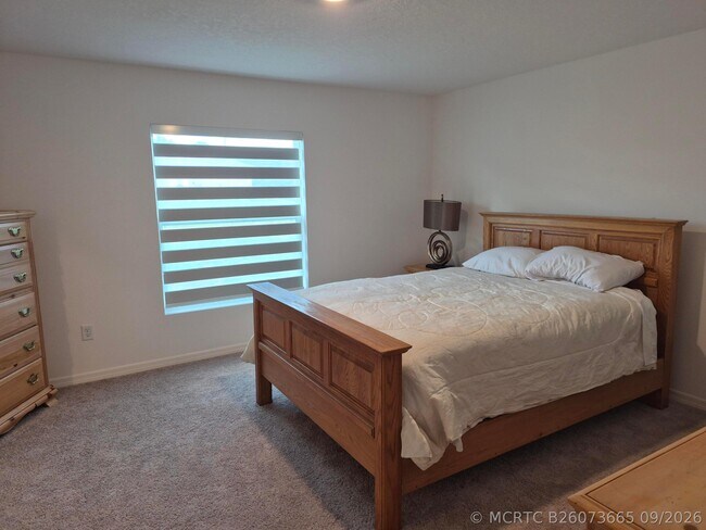Building Photo - 2328 Bimini Ave