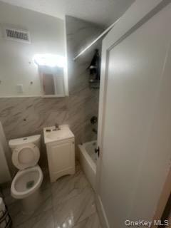 Building Photo - 211-07 Jamaica Ave