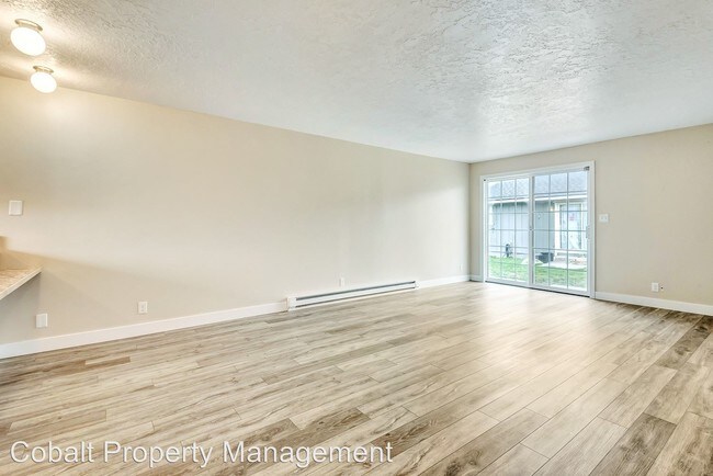 Building Photo - 960 NW Fairmont St