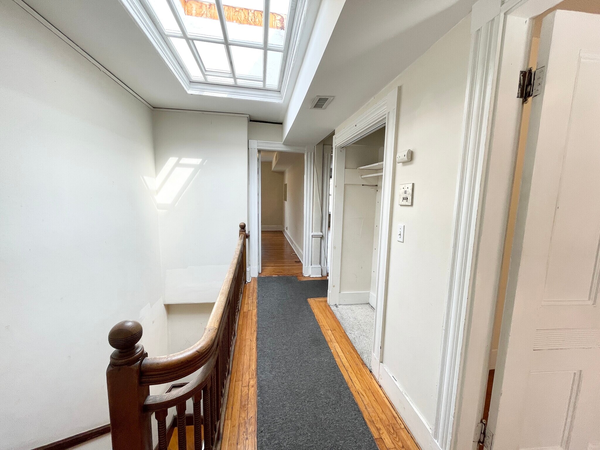 Building Photo - 76 Saint Stephen St