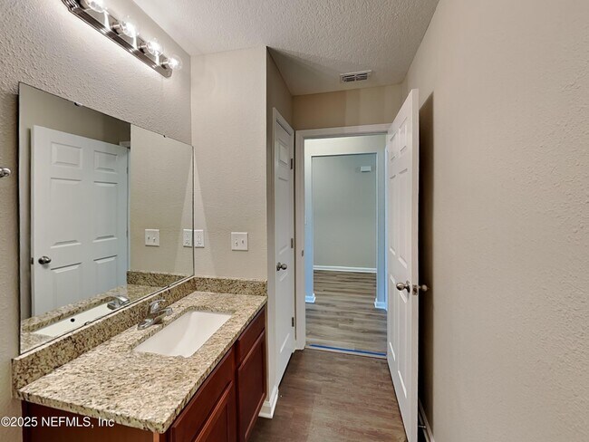 Building Photo - 7063 Camfield Landing Dr