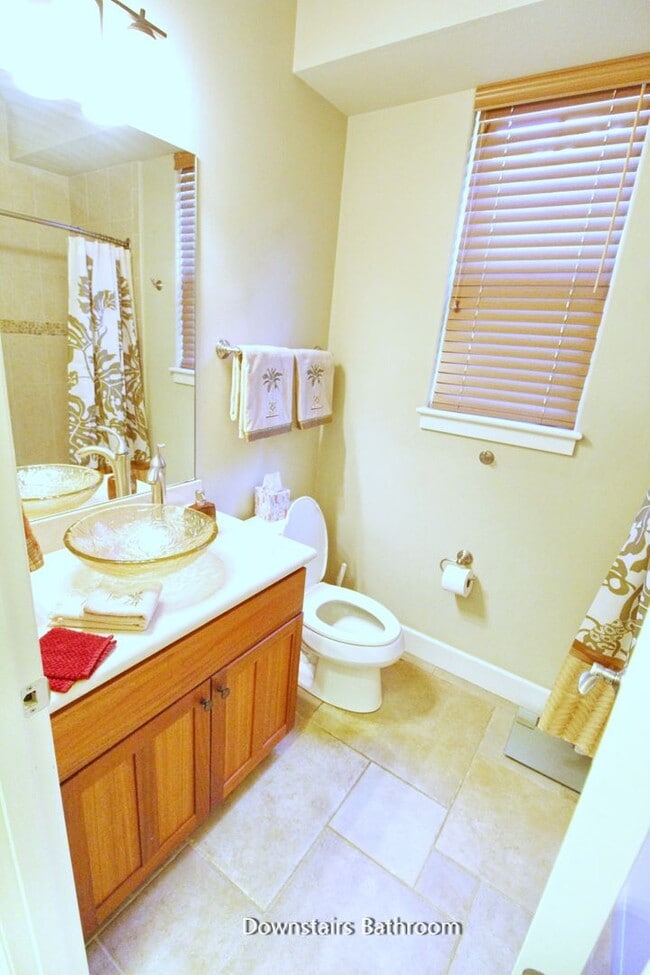 Building Photo - Tastefully Furnished and Exquisite 4 Bed/3 Bath in Hokulani Golf Villas with Ocean Views & Amenit...