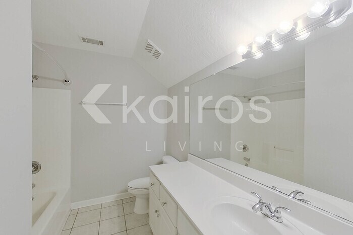 Building Photo - 428 Keeling Ln