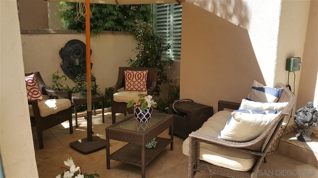 Building Photo - 5157 Renaissance Ave