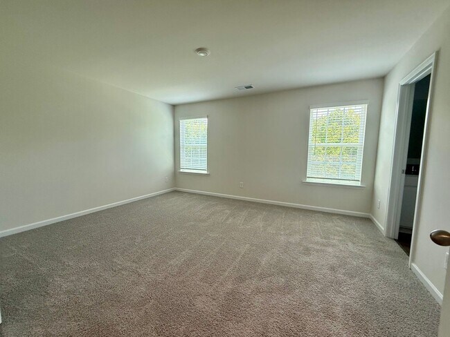 Building Photo - Beautiful, New Construction, 4BR/3.5BA Home in Secrest Commons