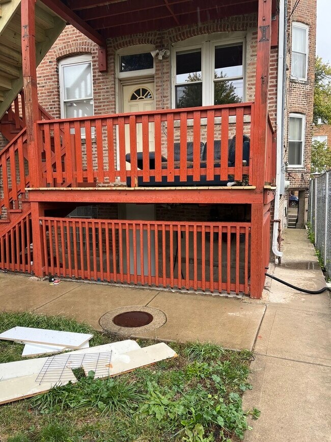 Building Photo - 1254 S Kildare Ave