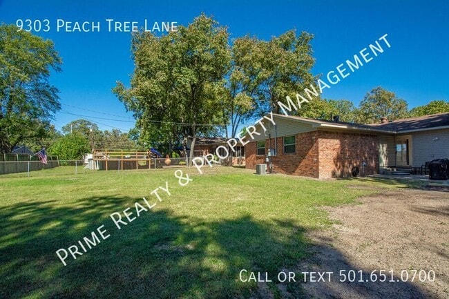 Building Photo - 9303 Peach Tree Ln