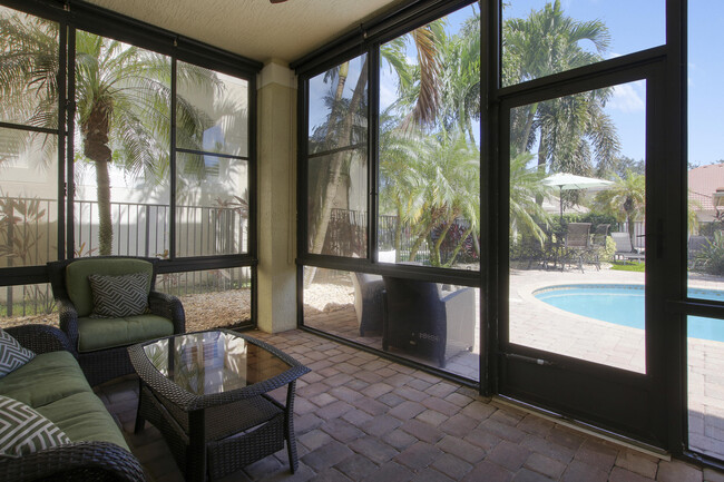 Building Photo - 8210 Calterra Dr