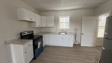 Building Photo - 3BR with Views of Presumpscot River | Newly Renovated | Heat Included | Bright + Quiet Location