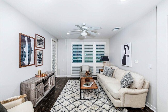 Building Photo - 5501 DeMarcus Blvd