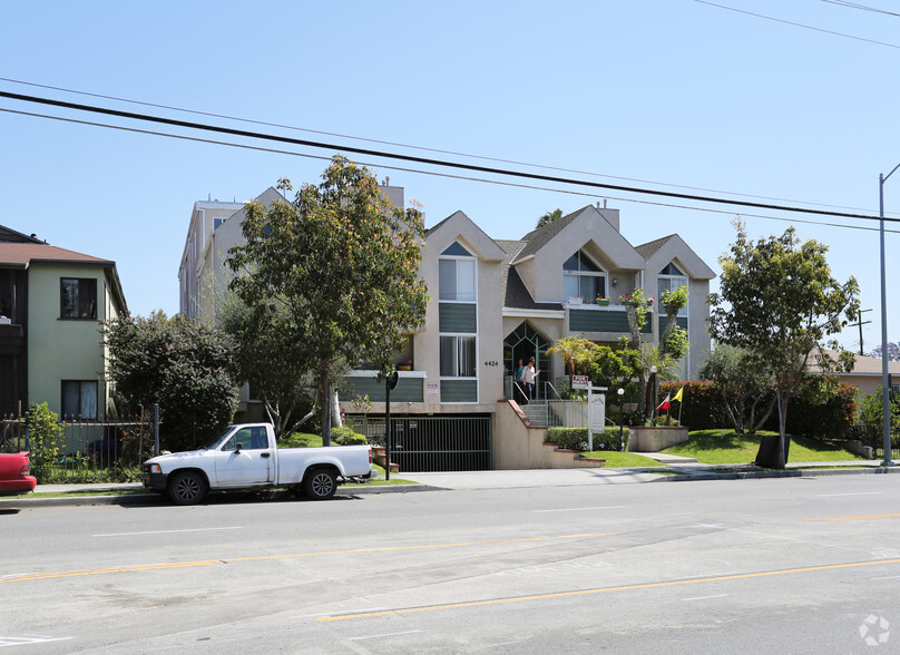 Building Photo - Oxford Villa Apartments