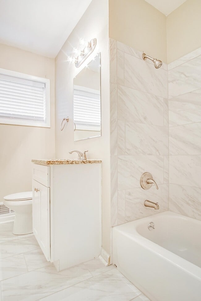 Building Photo - 3693 Larkspur Terrace