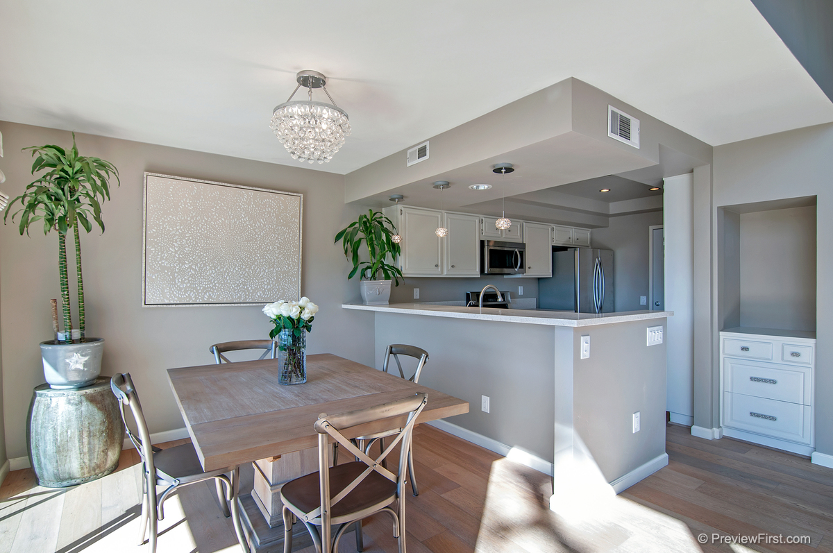Building Photo - 1047 Santa Helena Park Ct