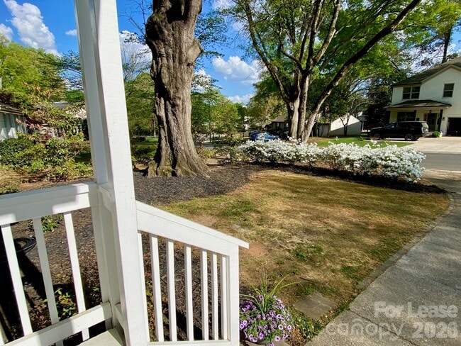 Building Photo - 1417 Cortland Rd W