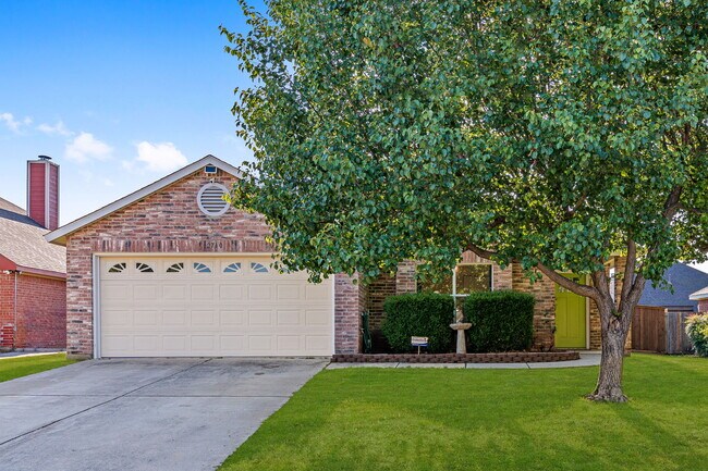 Building Photo - 2710 Stone Creek Ln