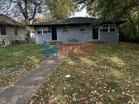 Building Photo - Two Bedroom Duplex | Move In Ready