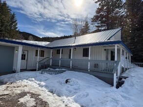 Building Photo - 162 Trail Dr