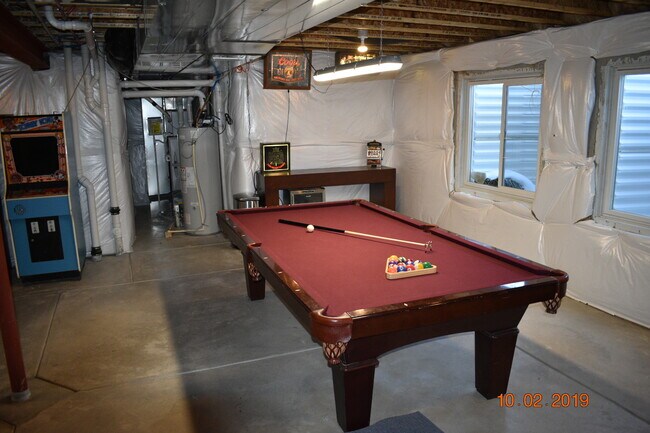 Building Photo - 19925 W 93rd Ave