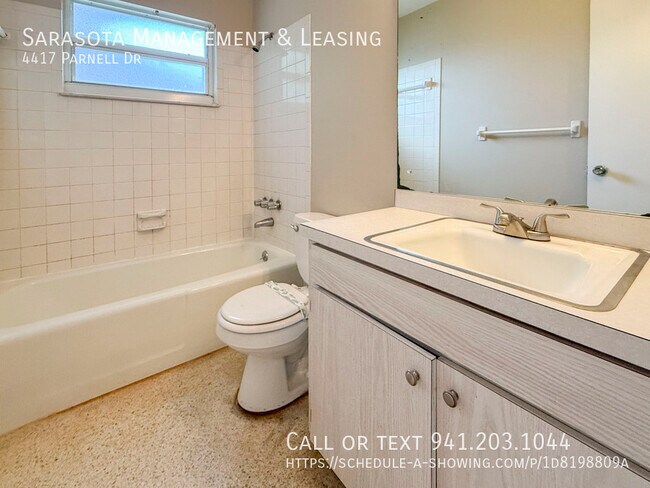 Building Photo - 4417 Parnell Dr