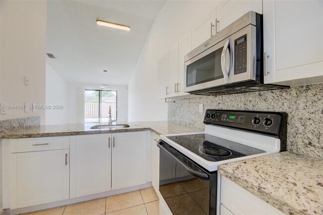 Building Photo - 6707 NW 193rd Ln