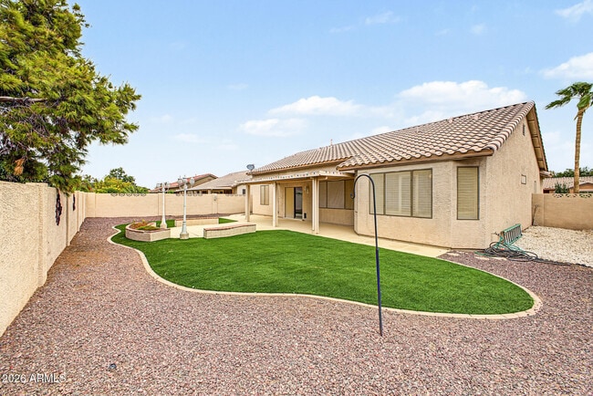 Building Photo - 6960 S Windstream Dr
