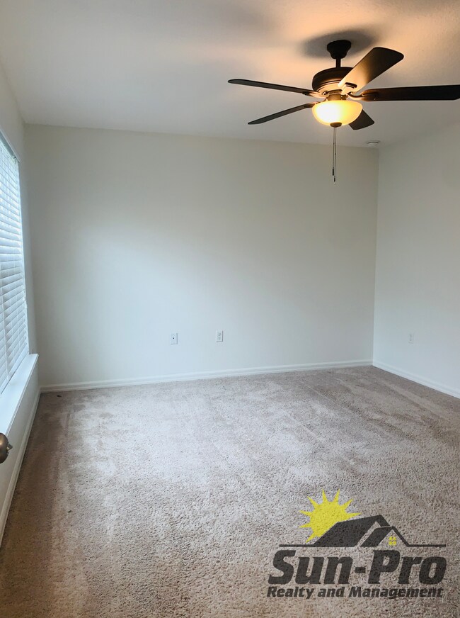 Building Photo - 147 Aston Grande Dr