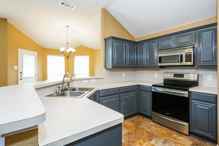 Building Photo - 2744 Ensenada Ln