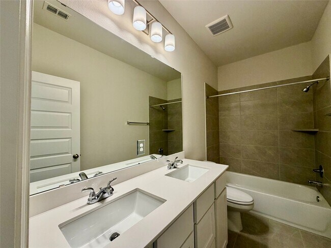 Building Photo - 1418 Watermont Dr