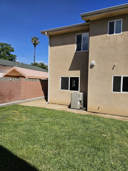 Building Photo - 6649 Cleon Ave