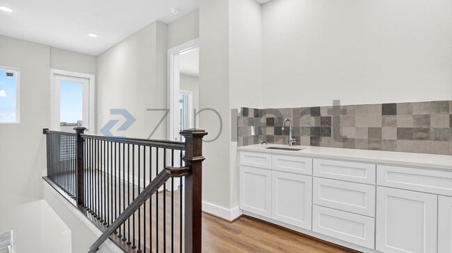 Building Photo - 4413 Anthony Ct Ln