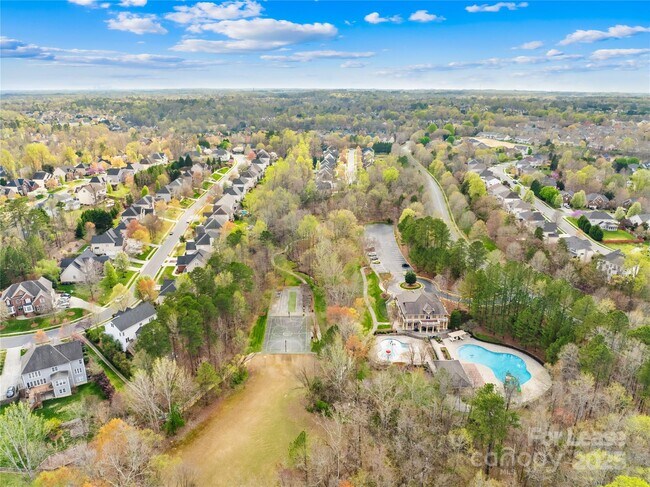 Building Photo - 1622 Wilburn Park Ln NW