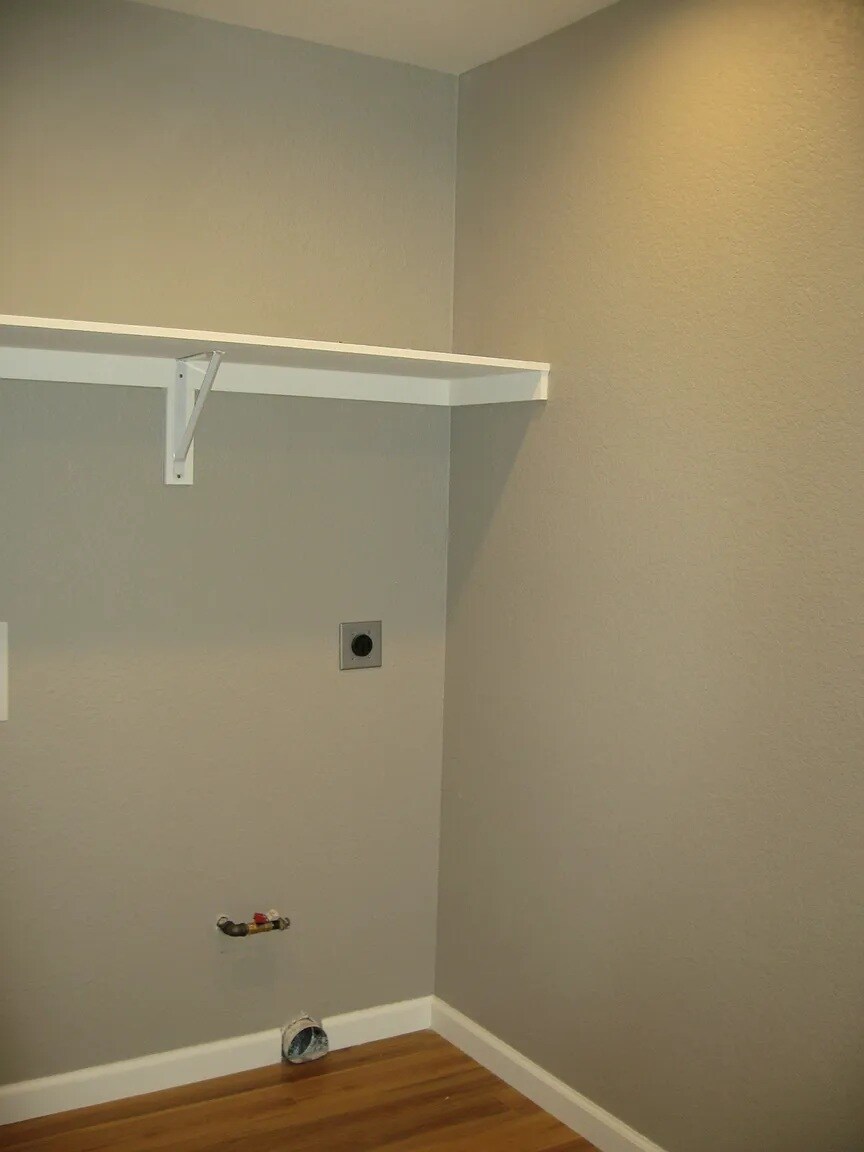 Building Photo - 2498 Amaryl Dr