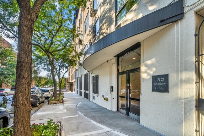 Building Photo - 130 Barrow St