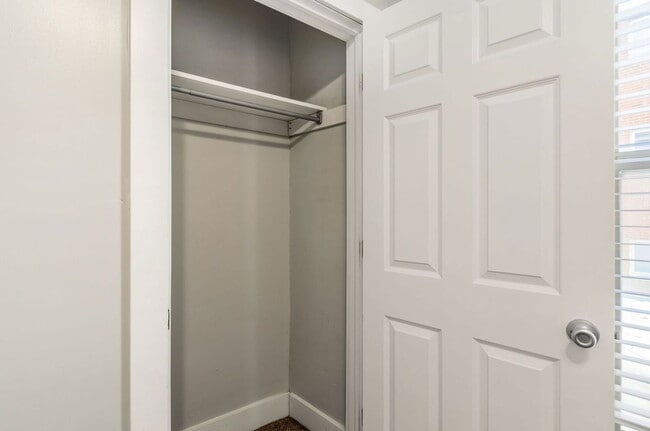 Building Photo - 24 Chittenden Ave