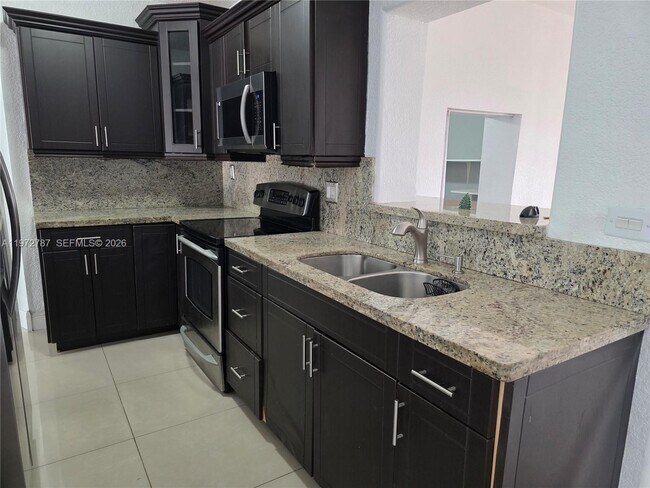 Building Photo - 6240 NW 114th St